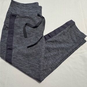 Athleta Metro Town Ankle Pant Joggers – Size XS Petite